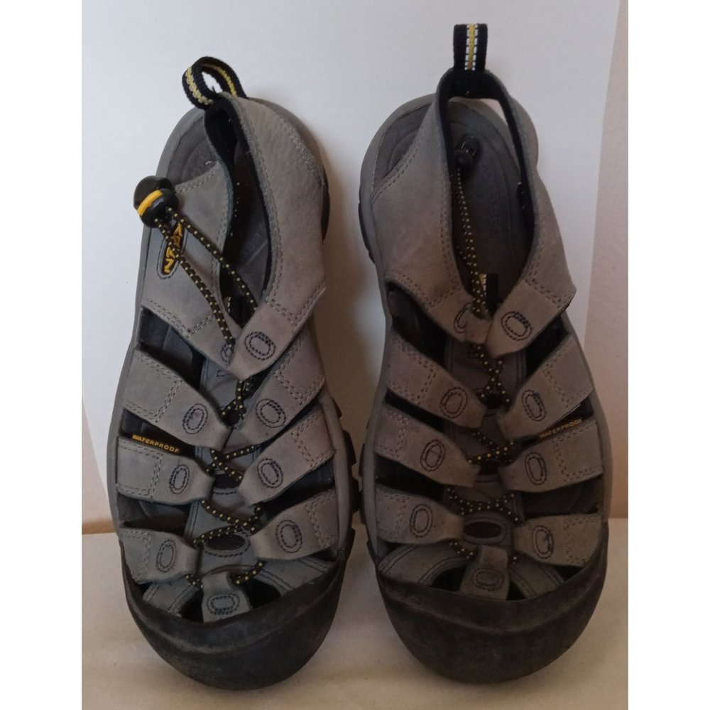 Keen Gray and Black Men's Sandals